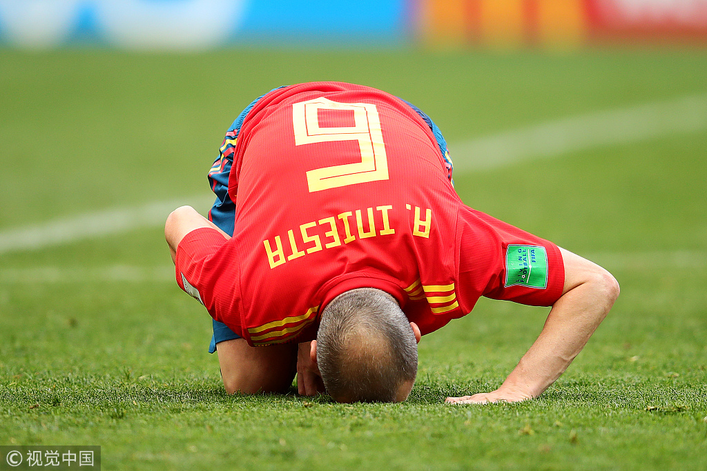 赛前英格兰国家队火线驰援——亚冠节点到来,质疑声四起,纪律约束更严格 赛前英格兰国家队火线驰援——亚冠节点到来,质疑声四起,纪律约束更严格