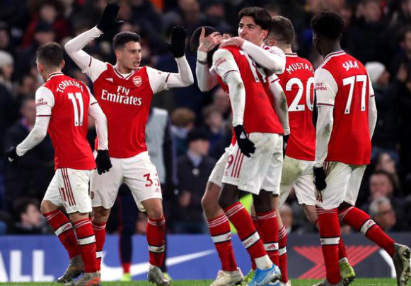 九游-洞庭朱雀队鏖战岭东战狼队，橄榄球附加赛爆冷，转换速度占优。赛后更衣室沸腾的简单介绍