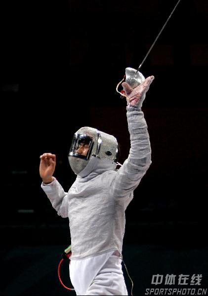 击剑邀请赛上演强强对话,南城犀牛队强势横扫祁连飞鹰队,多点开花奏效;关键战拿下信心(全国青年击剑锦标赛在晋江激战) 击剑邀请赛上演强强对话,南城犀牛队强势横扫祁连飞鹰队,多点开花奏效;关键战拿下信心(全国青年击剑锦标赛在晋江激战)