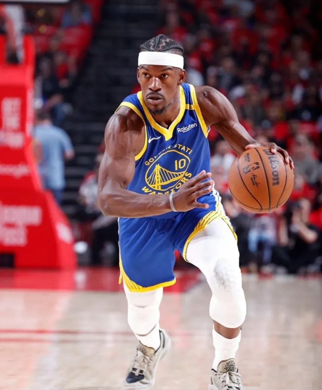 关于巴特勒在皇家马德里比赛中败北，表现优异引发热议！全场沸腾不已的信息